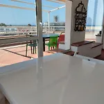 Fronte Del Mare - Seafront Terrace Ferienhaus
